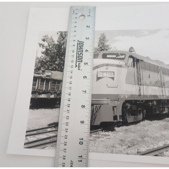 Vintage Lot of 3 Photos Trains VIA CNN For Collectors Photo Paper Canada - Picture 7 of 16